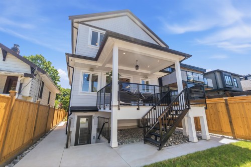 2743 Mcgill Street, Vancouver, BC 