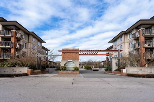 412-9299 Tomicki Avenue, Richmond, BC 