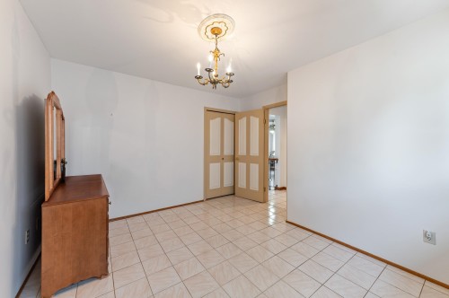 2411 39Th Avenue E, Vancouver, BC 