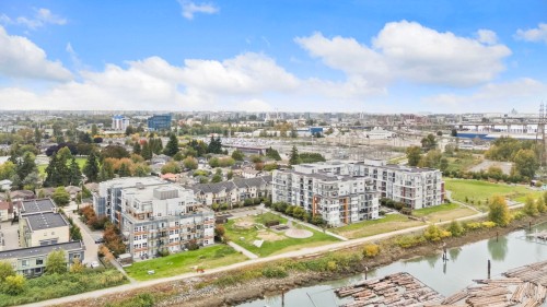 313-10155 River Drive, Richmond, BC 