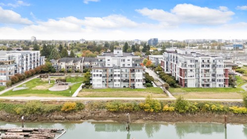313-10155 River Drive, Richmond, BC 
