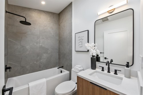 1168 26Th Avenue E, Vancouver, BC 