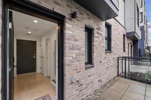137-535 2Nd Street E, North Vancouver, BC 