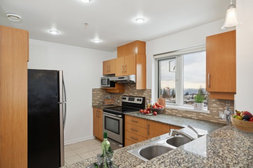 904-9288 University Crescent, Burnaby, BC 