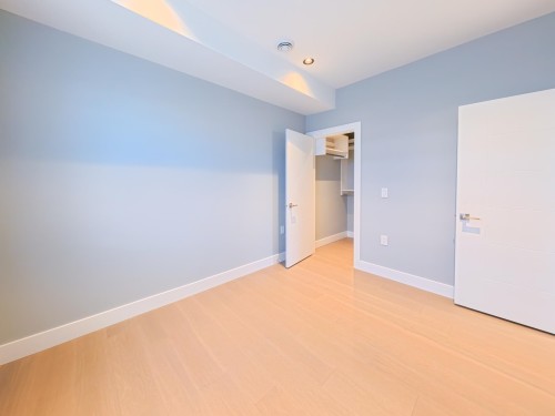 2-2557 King Edward Avenue W, Vancouver, BC 