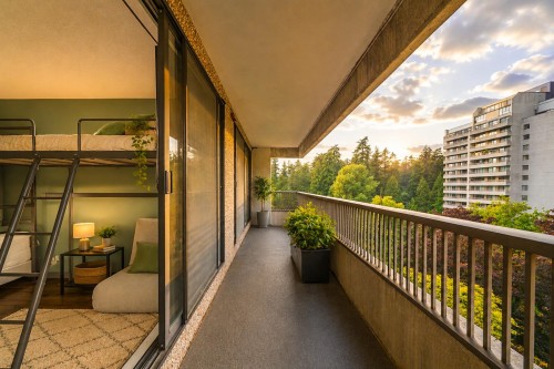 802-6595 Willingdon Avenue, Burnaby, BC 