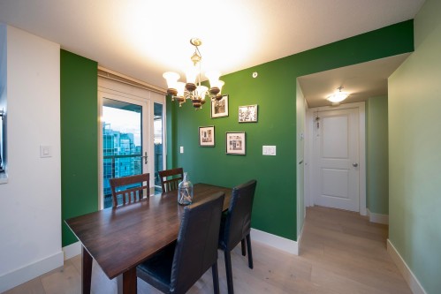 1709-6068 No. 3 Road, Richmond, BC 