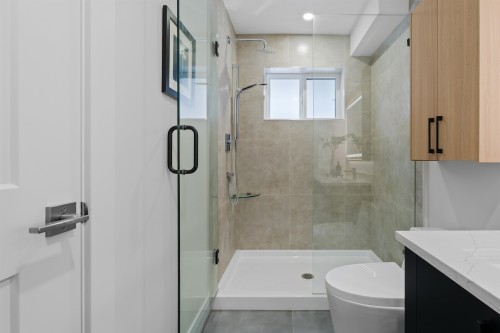 2371 Adanac Street, Vancouver, BC 