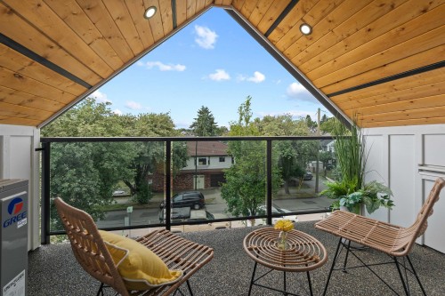 2371 Adanac Street, Vancouver, BC 