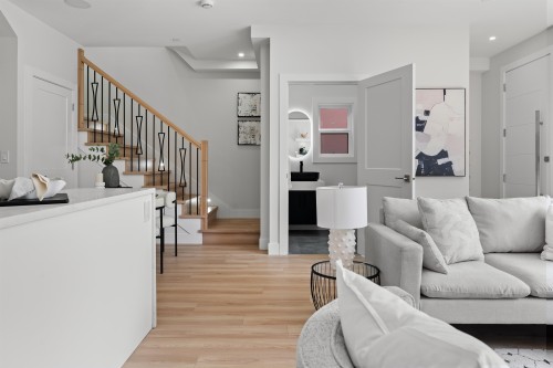 2371 Adanac Street, Vancouver, BC 