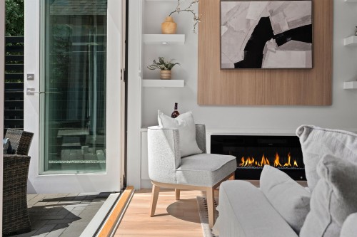 2371 Adanac Street, Vancouver, BC 