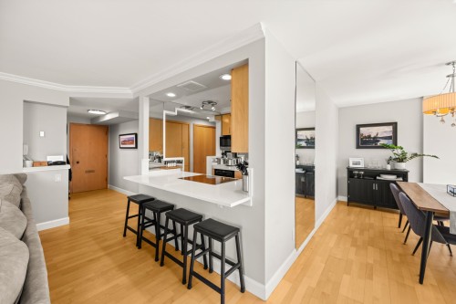 601-1575 Beach Avenue, Vancouver, BC 