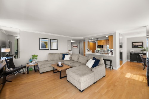 601-1575 Beach Avenue, Vancouver, BC 