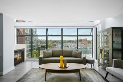 509-990 Beach Avenue  Vancouver, BC V6Z 2N9