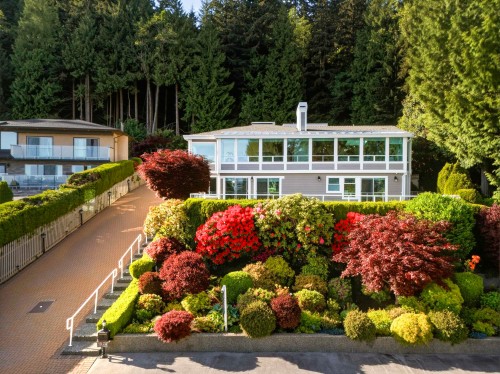 1574 Chartwell Drive  West Vancouver, BC V7S 2S1