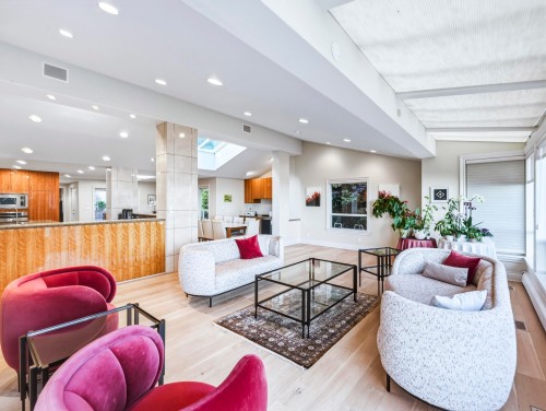 1574 Chartwell Drive, West Vancouver, BC 