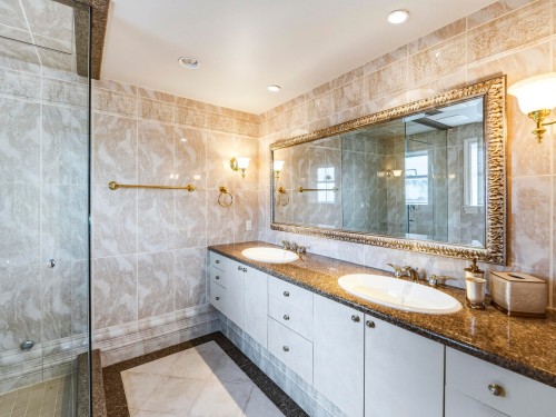 1574 Chartwell Drive, West Vancouver, BC 