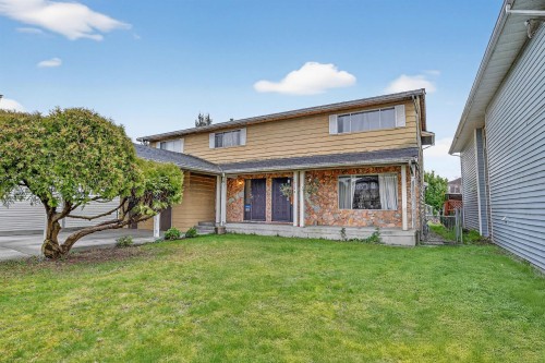 7290 11Th Avenue, Burnaby, BC 