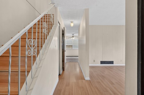 7290 11Th Avenue, Burnaby, BC 