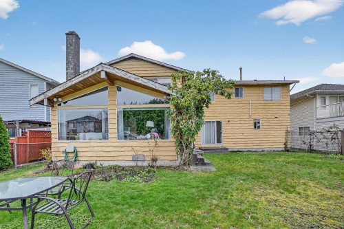 7290 11Th Avenue, Burnaby, BC 