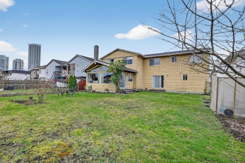 7290 11Th Avenue, Burnaby, BC 