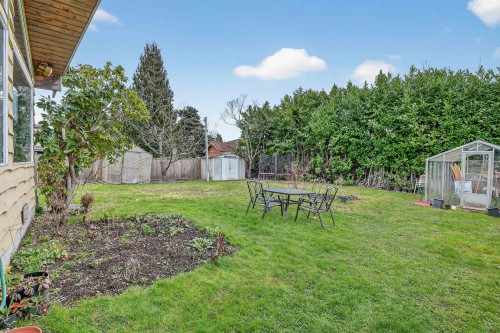 7290 11Th Avenue, Burnaby, BC 