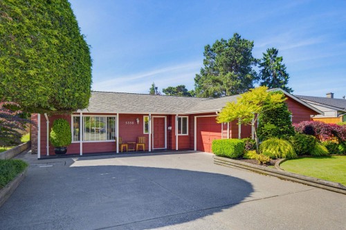 5558 49 Avenue  Delta, BC V4K 3N8
