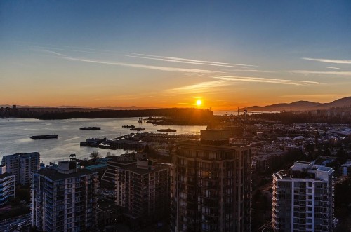 2601-120 2Nd Street W, North Vancouver, BC 