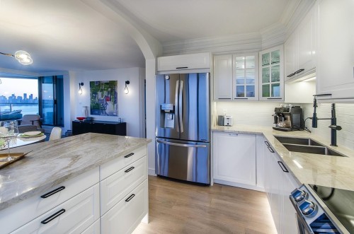 2601-120 2Nd Street W, North Vancouver, BC 