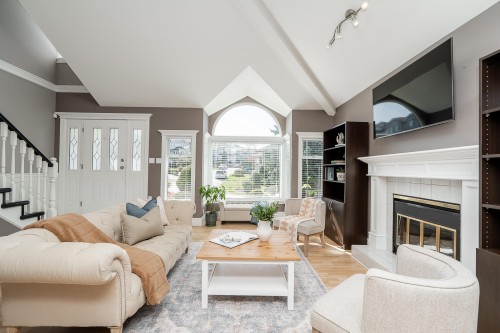 2653 Klassen Court, Port Coquitlam, BC 