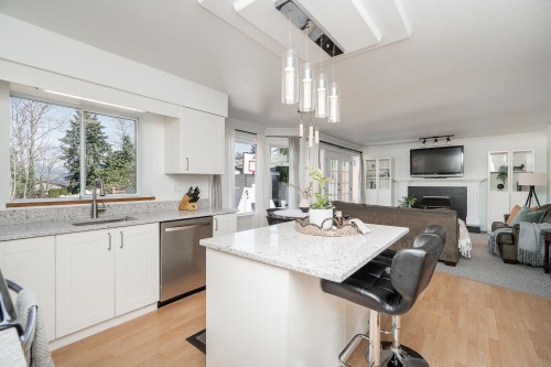 2653 Klassen Court, Port Coquitlam, BC 