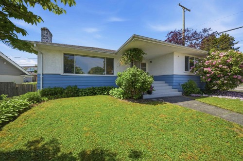 937 Chestnut Street, New Westminster, BC 
