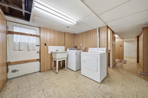 937 Chestnut Street, New Westminster, BC 