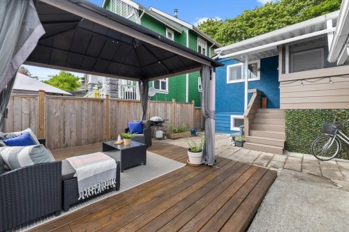 2036 Broadway E, Vancouver, BC 