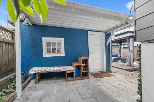 2036 Broadway E, Vancouver, BC 