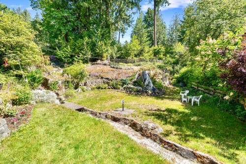 4704 Dogwood Lane, West Vancouver, BC 