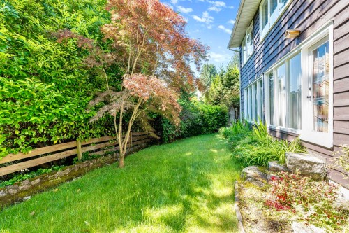 4704 Dogwood Lane, West Vancouver, BC 