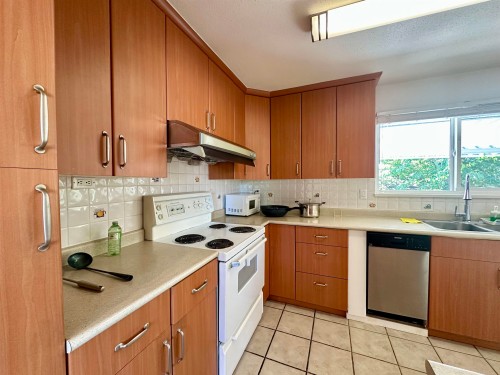 9511 Pinewell Crescent, Richmond, BC 