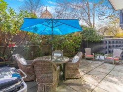 109-555 14th Avenue W Vancouver, BC V5Z 4G8