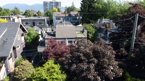 2413 5Th Avenue W, Vancouver, BC 