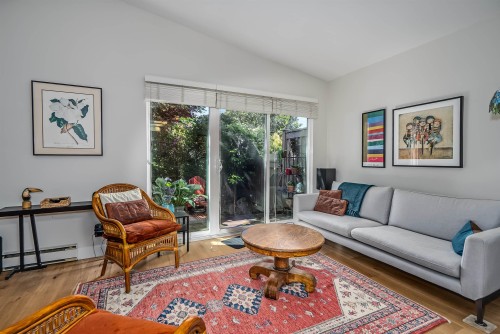 2413 5Th Avenue W, Vancouver, BC 