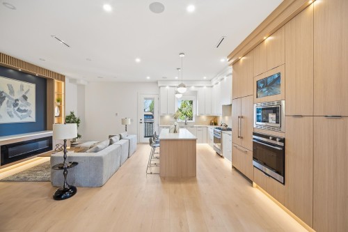 2-6139 Ashworth Avenue, Burnaby, BC 