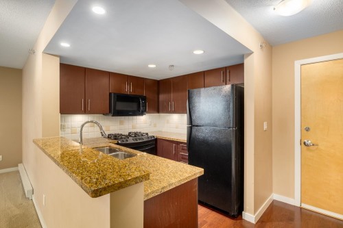 1703-120 Milross Avenue, Vancouver, BC 