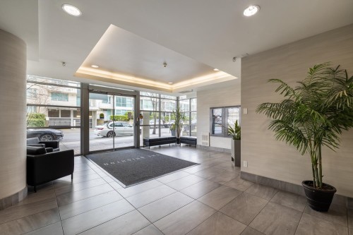 1703-120 Milross Avenue, Vancouver, BC 