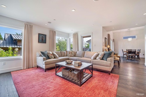 3853 14Th Avenue W, Vancouver, BC 