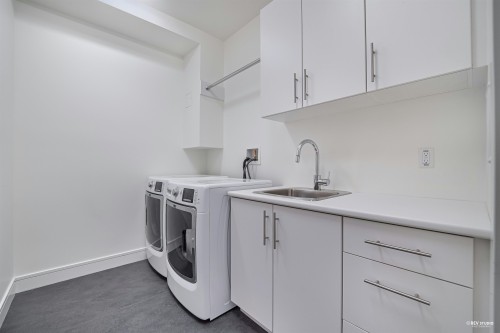 3853 14Th Avenue W, Vancouver, BC 