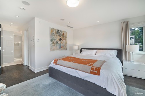 3853 14Th Avenue W, Vancouver, BC 