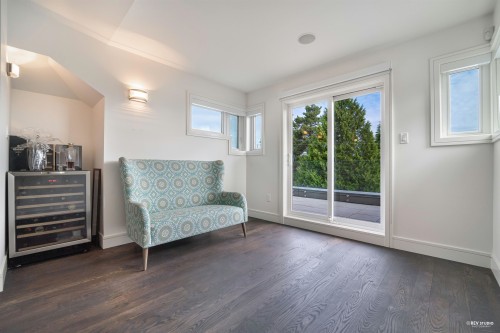 3853 14Th Avenue W, Vancouver, BC 