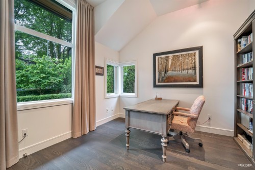 3853 14Th Avenue W, Vancouver, BC 
