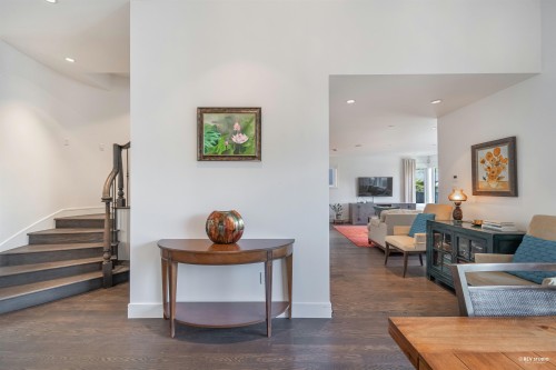 3853 14Th Avenue W, Vancouver, BC 